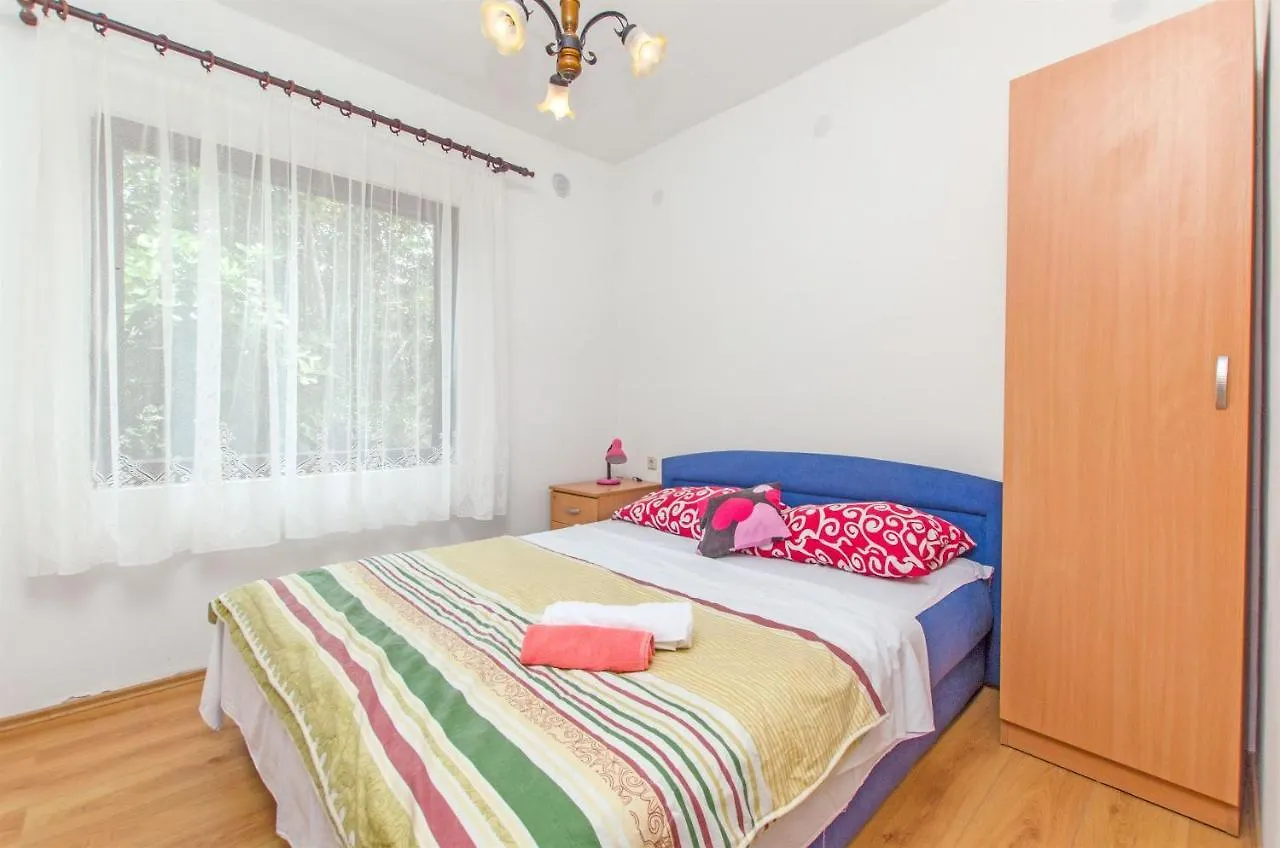 Apartments Ivan Bibinje