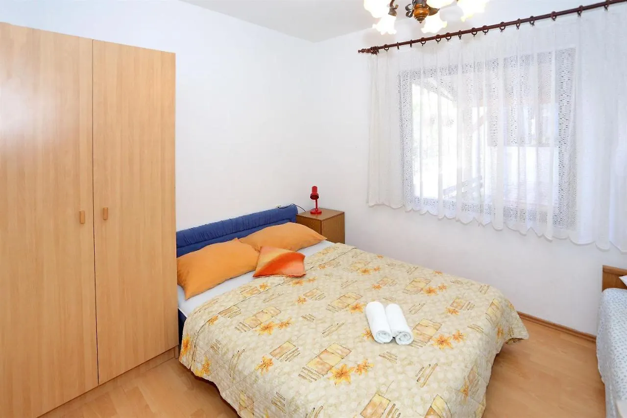 Apartments Ivan Bibinje